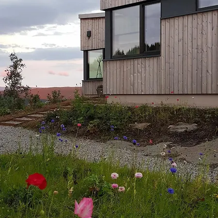 Дом отдыха Architect Designed Micro House *